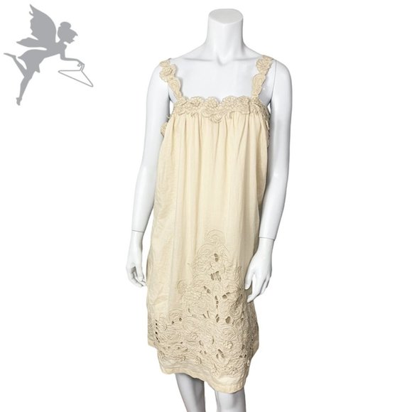 MOLIO RELIO Laser Cut Square Neck Shift Dress - Picture 1 of 6